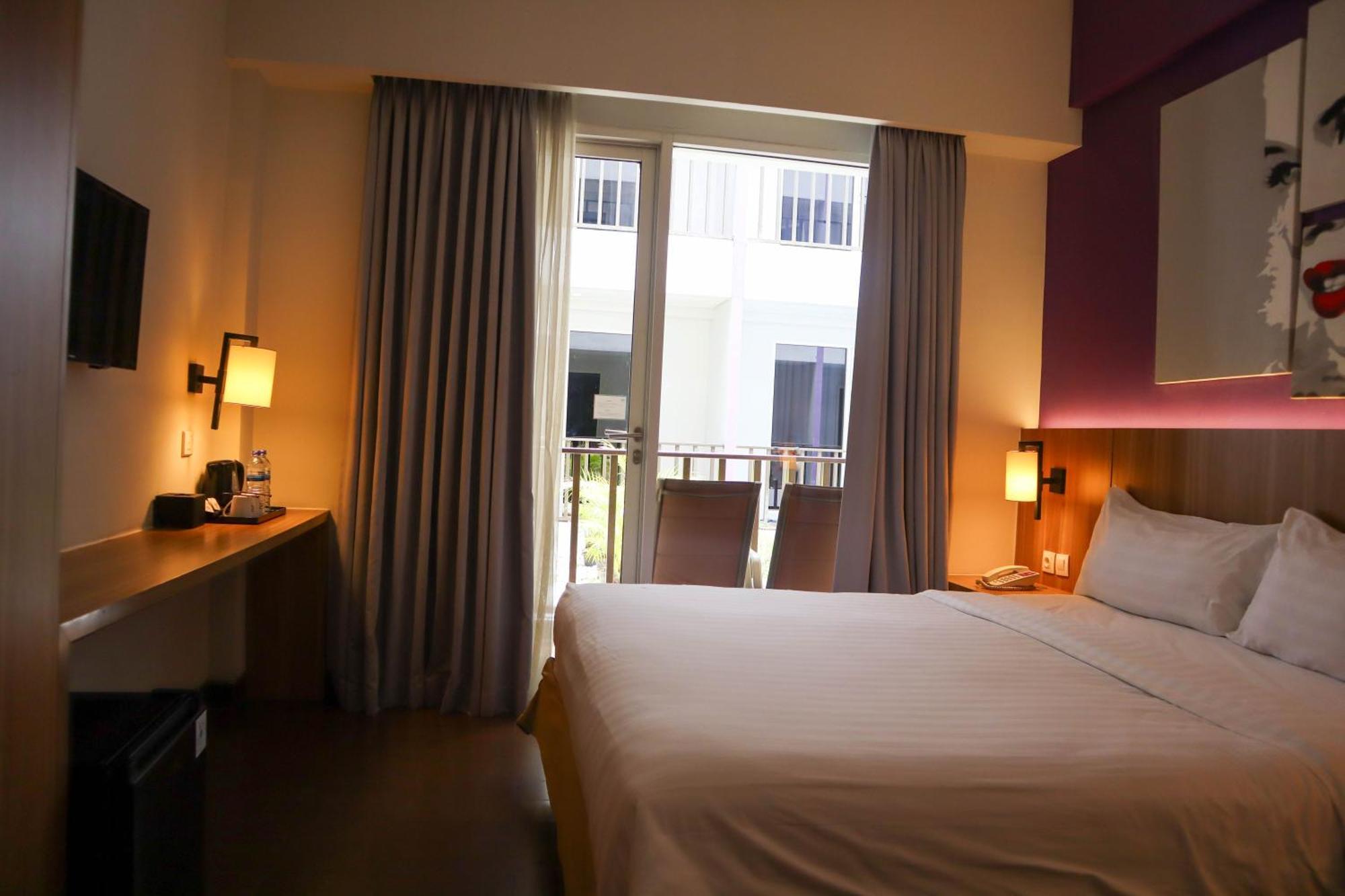Fame Hotel Sunset Road Kuta Lombok Exterior foto